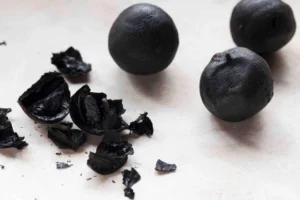 Dried black Lemon